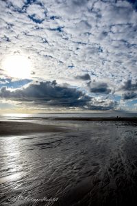 Une vue de la plage de Surtainville