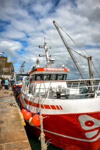 Une vue pittoresque de Barfleur et Cotentin, capturant leur charme authentique et historique.